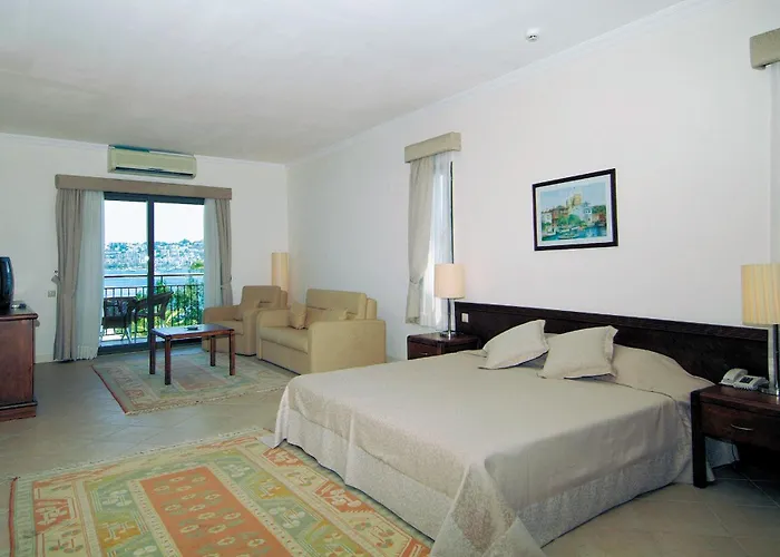 Costa 3s Hotell Bodrum