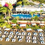 Costa 3s Ξενοδοχείο *