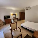 Costa 3s Ξενοδοχείο *